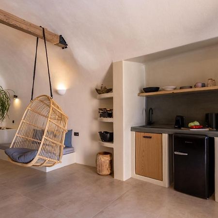 Sando Traditional Cave Villas With Jacuzzi And Sea View Vourvoúlos 외부 사진